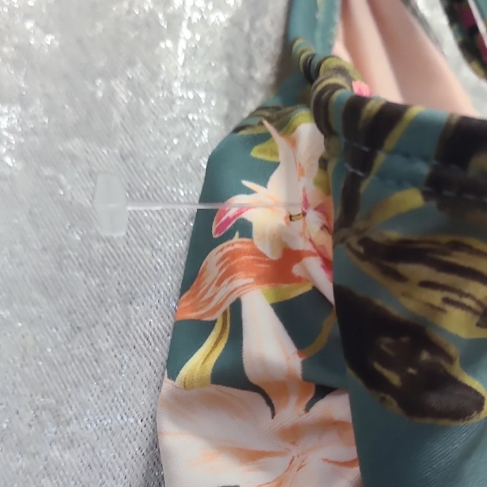 Kona Sol Floral One‎ Piece Swimsuit - Green and Pink Nowt